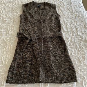 Womens The Limited Sleeveless Cardigan sweater belted brown. Size large